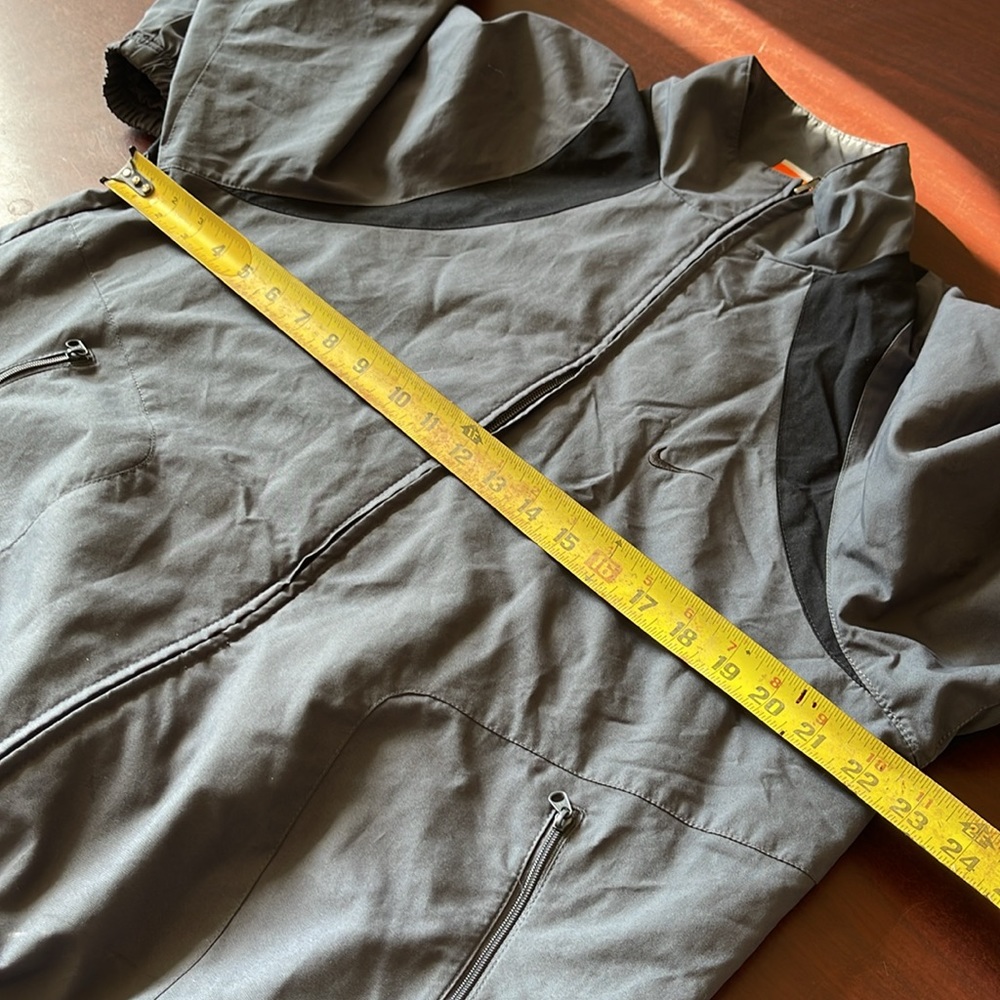 nike jacket - Picture 8 of 8
